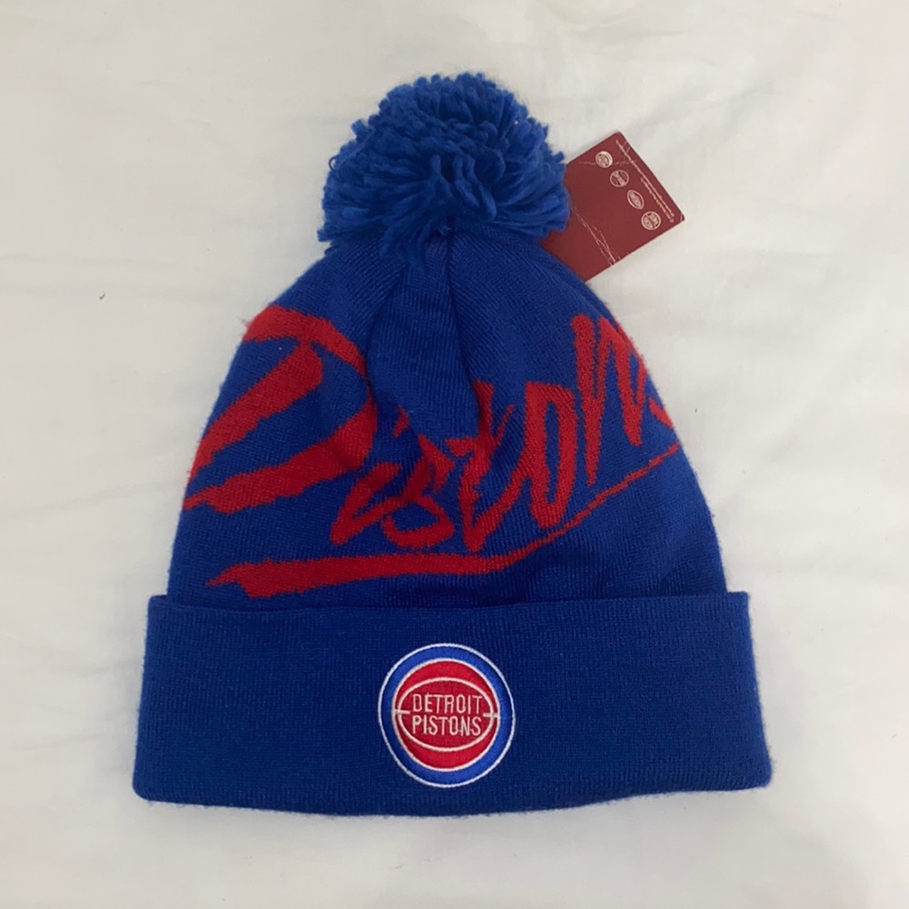 MITCHELL AND NESS VTG BEANIE DETROIT PISTONS